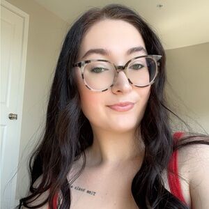 Meet your Posher, Katie